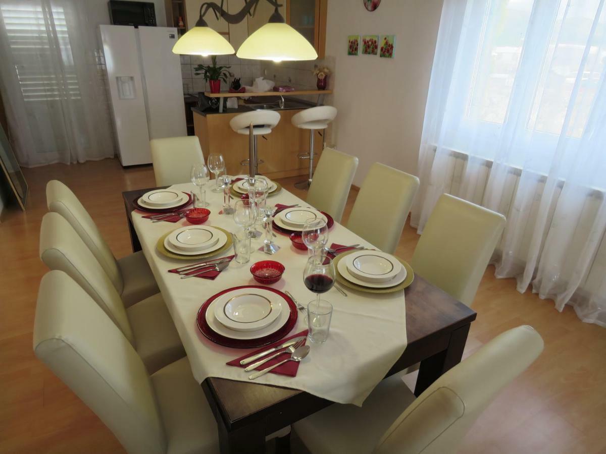 Apartment Smilje Šibenik Buitenkant foto